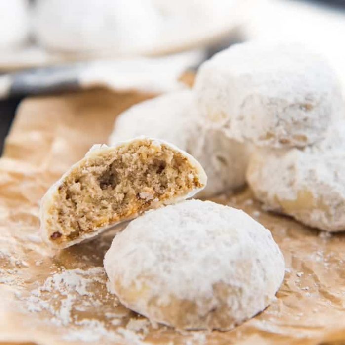 Mexican Wedding Cookies - Also known as Snowball cookies or Russian Tea Cakes. This nutty, buttery cookie is the perfect cookie to be made for any special occasion! Easy recipe and perfect for Christmas too. 
