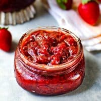 The Best Strawberry Chilli Relish - Sweet strawberries with a kick of spice and fruity tanginess. Make it as a thick relish spread, or a sauce and can be used as anything from a spread to a BBQ sauce! 