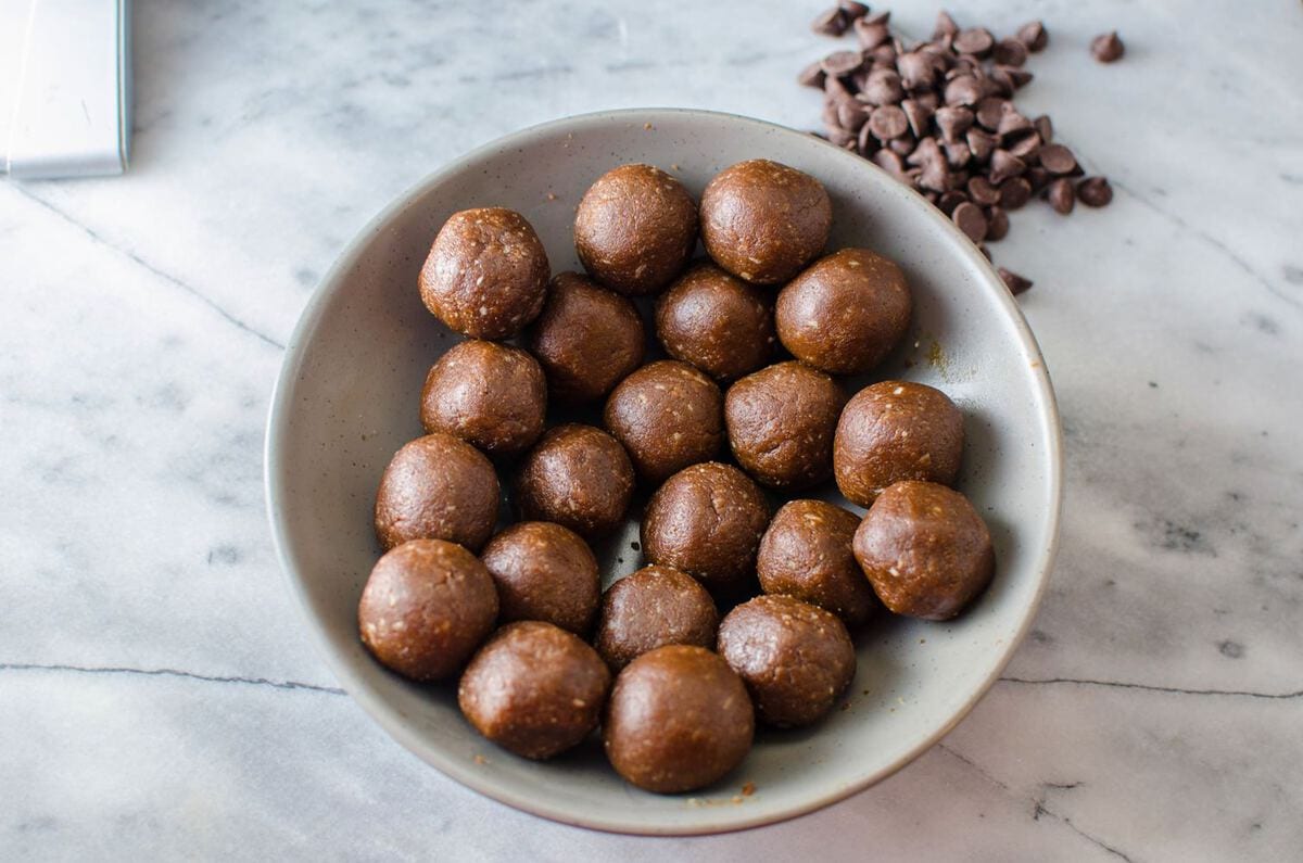 Bourbon Gingerbread Truffles covered in chocolate - These are delicious and Vegan and No-bake! You can make these gluten free, with GF gingersnap cookies.