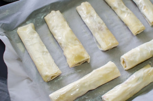 Cranberry, Cheese and Turkey Filo Rolls - Super quick to make and a fantastic appetizer for the holidays OR make it using leftovers for a light meal, or snack that is family friendly and absolutely delicious!