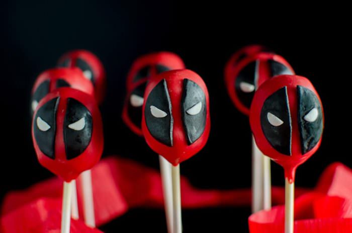 Funfetti Deadpool Cake Pops - just as adorable and badass as Deadpool himself! Funfetti cake pops transformed into the lovable, but "deadly" delicious Deadpool! FULL TUTORIAL + VIDEO