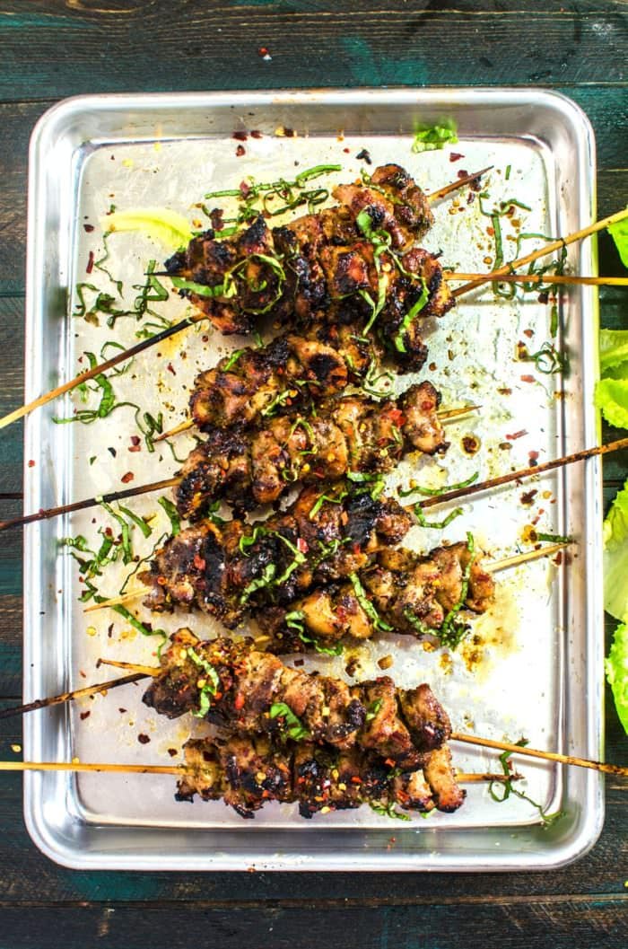 Spicy Thai Chicken Kebabs - With aromatic peppery authentic Thai Flavors these Black Pepper and Thai Basil Chicken are perfect for a backyard summer BBQ [ad]