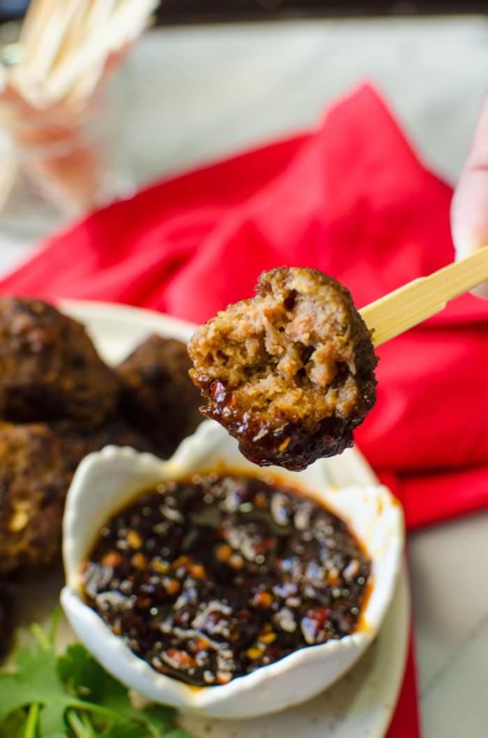 Easy Indonesian Beef Meatballs with classic sweet, spicy and umami Nasi Goreng flavors, served with a sweet and spicy dipping sauce. #TheFlavorBender