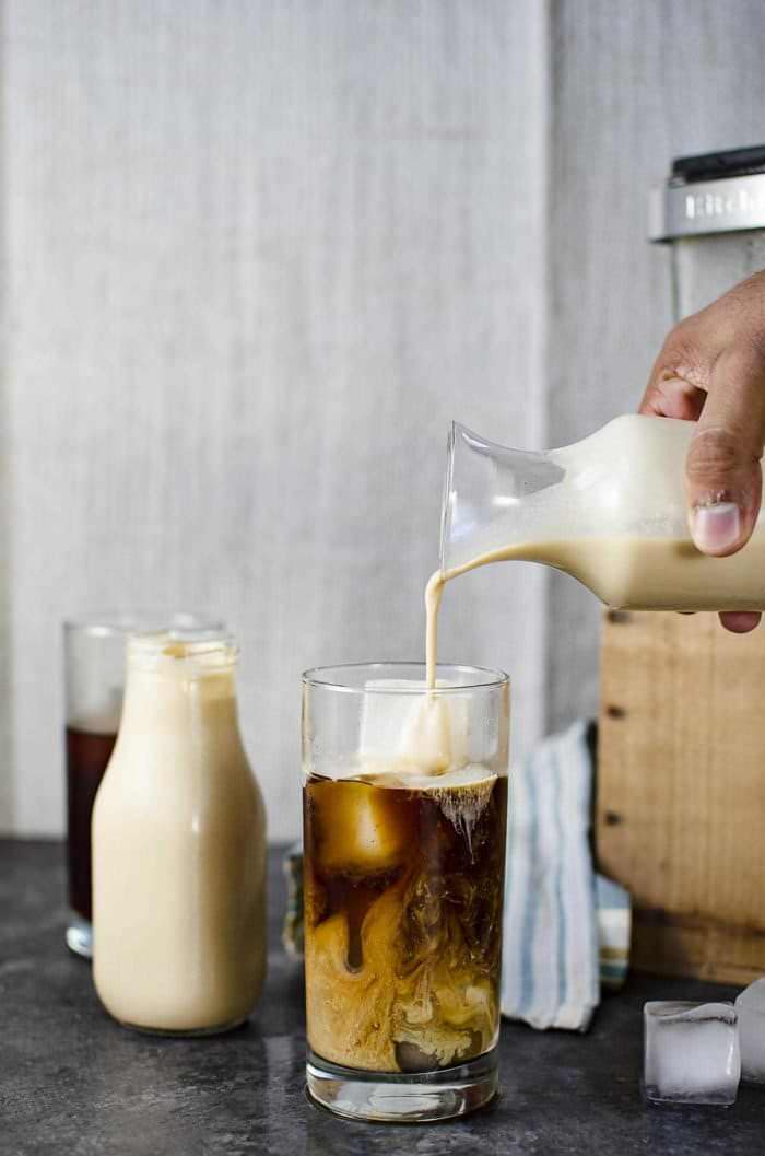Cookie Butter Cold Brew Coffee - Flavor your coffee with the flavor of Biscoff or speculoos and make the PERFECT cup of Cold Brew Coffee this summer!