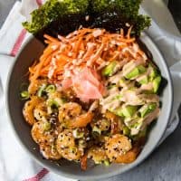 Easy Teriyaki Shrimp Rice bowls - Sweet and spicy shrimp recipe that is quick, easy and versatile! Perfect shrimp lunch recipe to make ahead or even for dinner. 