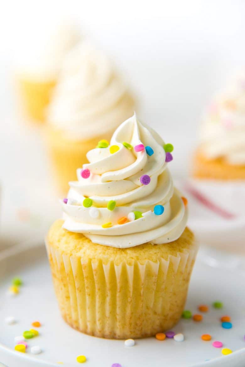 Vanilla cupcakes with swiss meringue buttercream