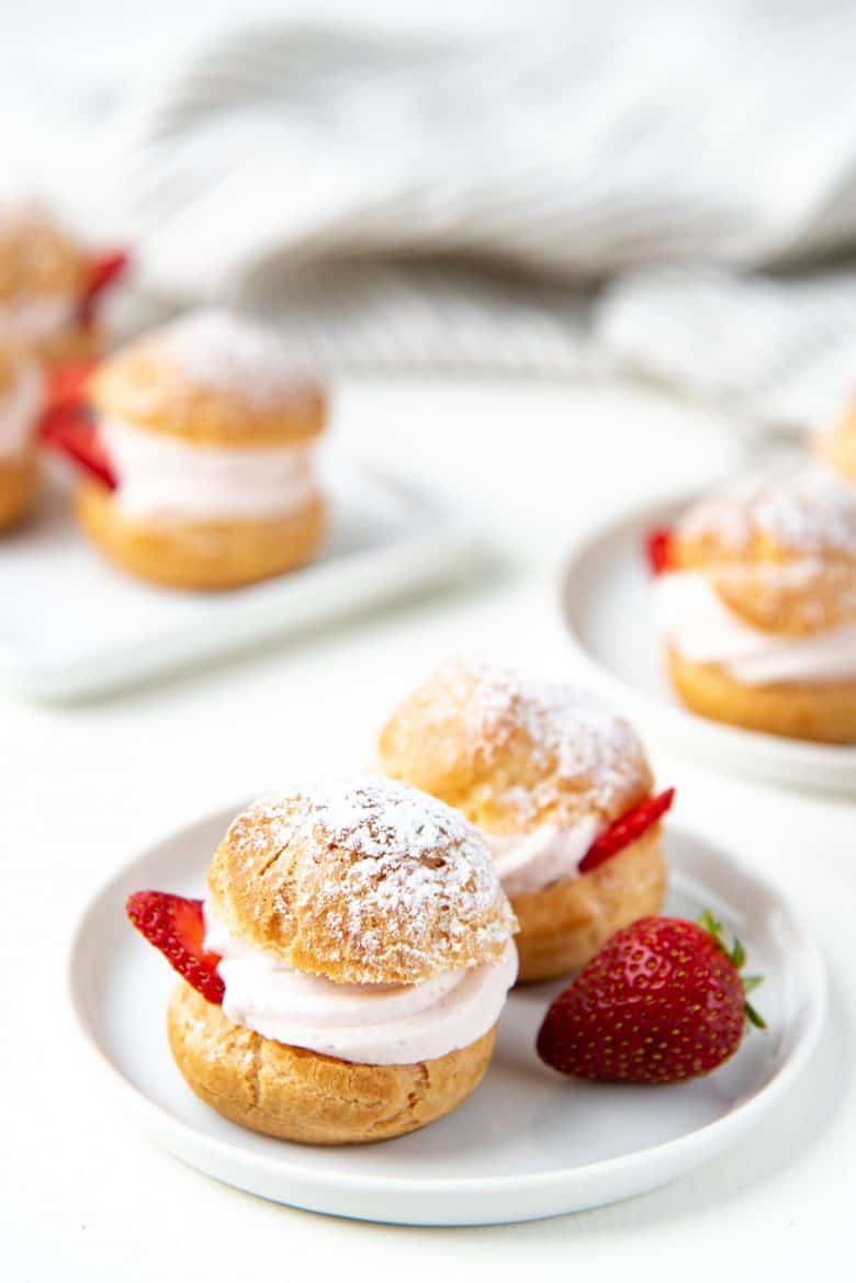 Strawberry cream puff without craquelin