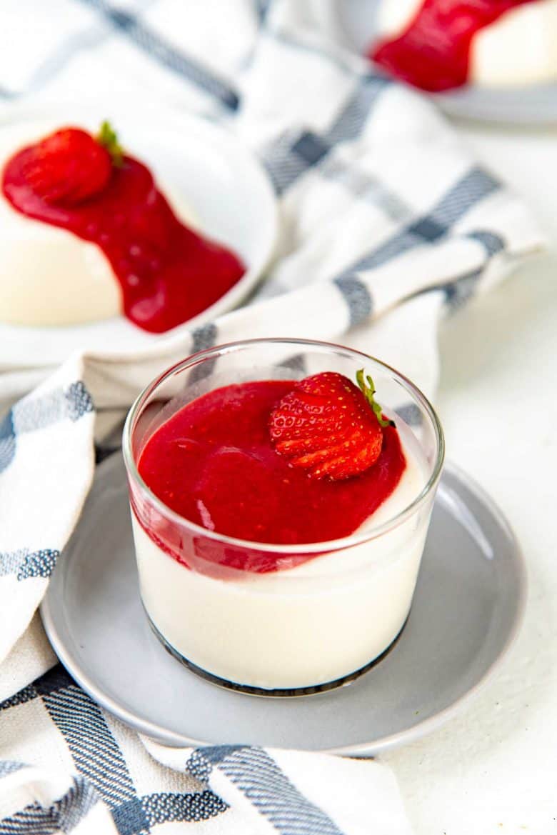 The Best Panna Cotta Recipe (Easy, Foolproof!) - The Flavor Bender