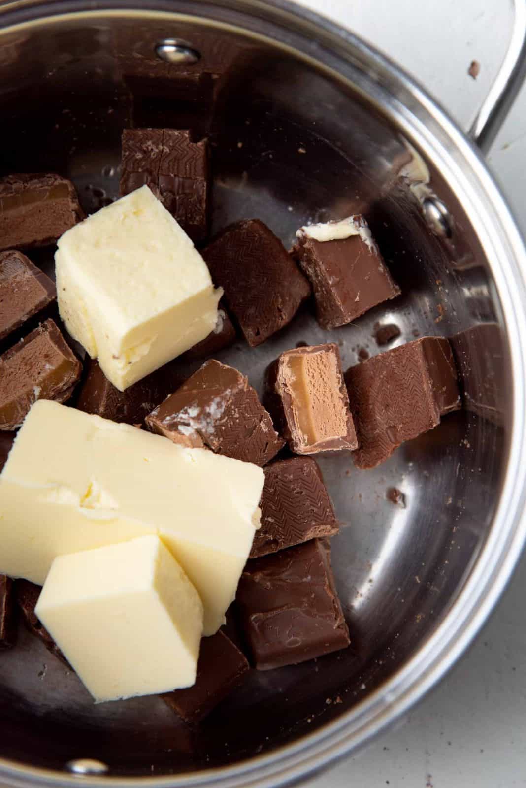 Mars Bar Slice (No Bake Treats) The Flavor Bender