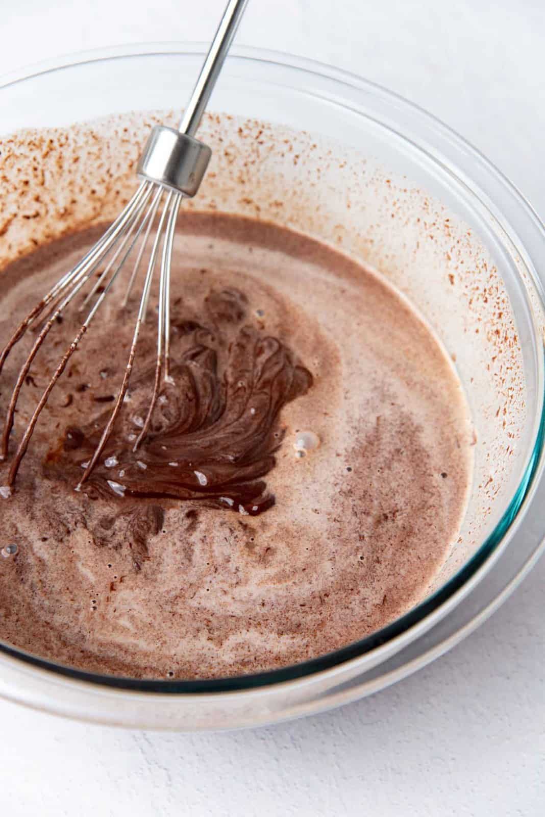 Emulsifying the chocolate and cream mixure