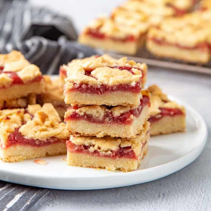 Rhubarb bars SM.