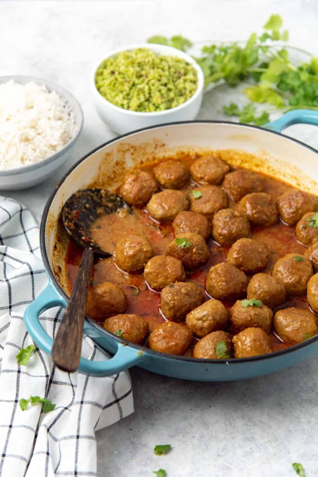 Sri Lankan Meatball Curry Recipe The Flavor Bender
