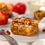 Apple pie bars featured image.