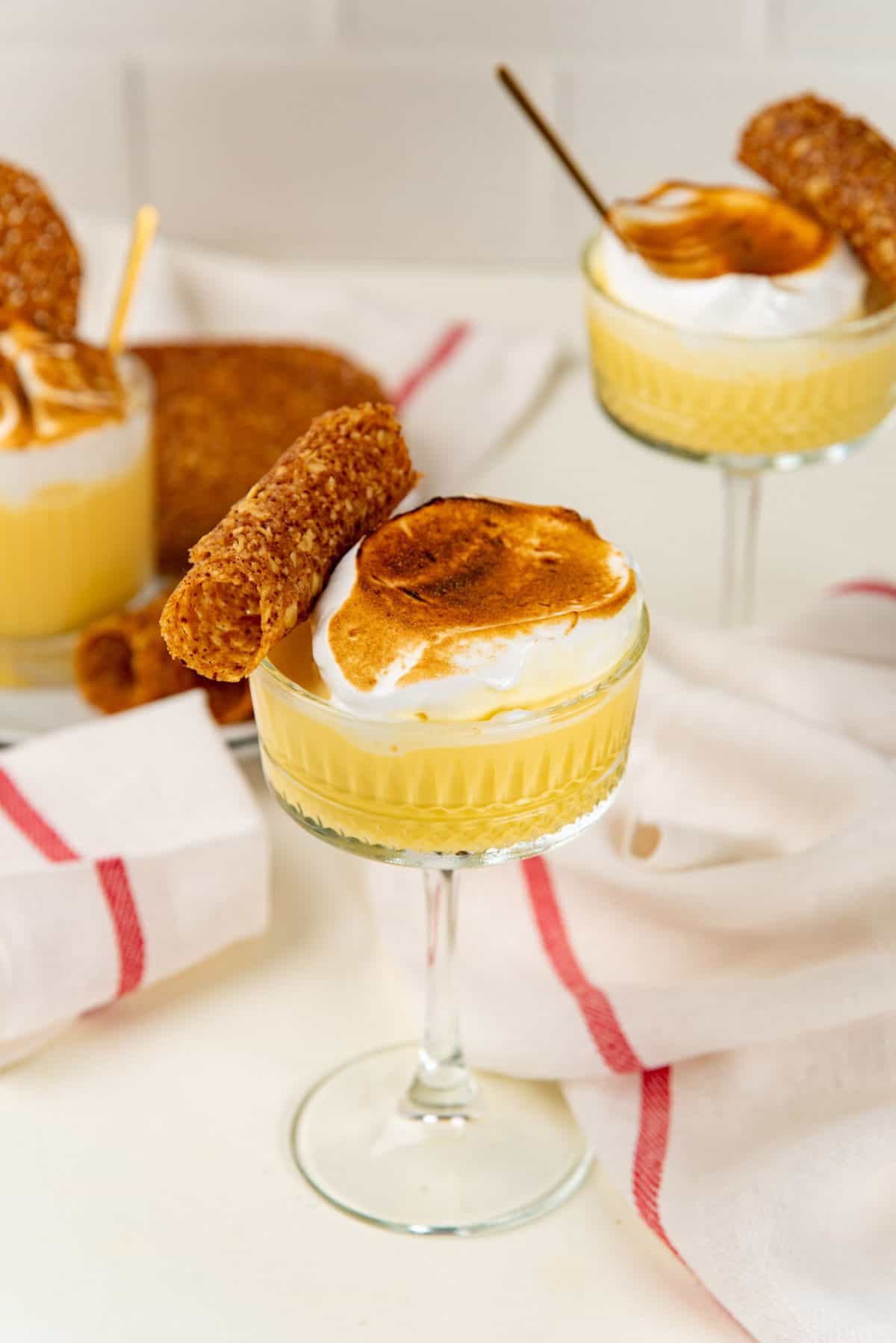 Lemon Meringue Pie Cocktail - 18